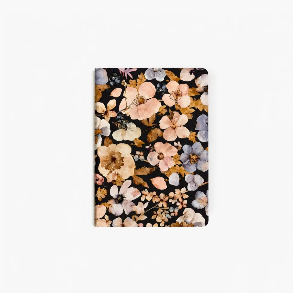 Libreta Grapada A6 36 hojas - Pressed Flowers Dark