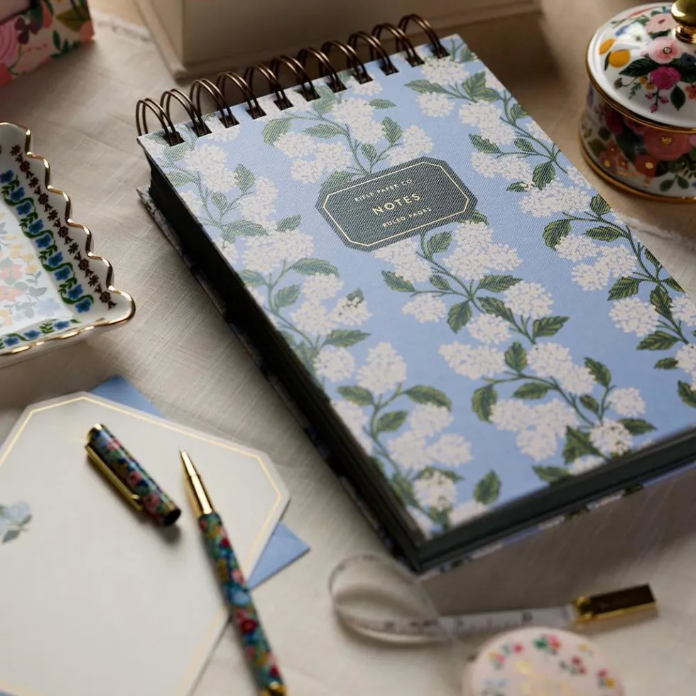 Libreta Hydrangea (espiral superior) - Rifle Paper co.