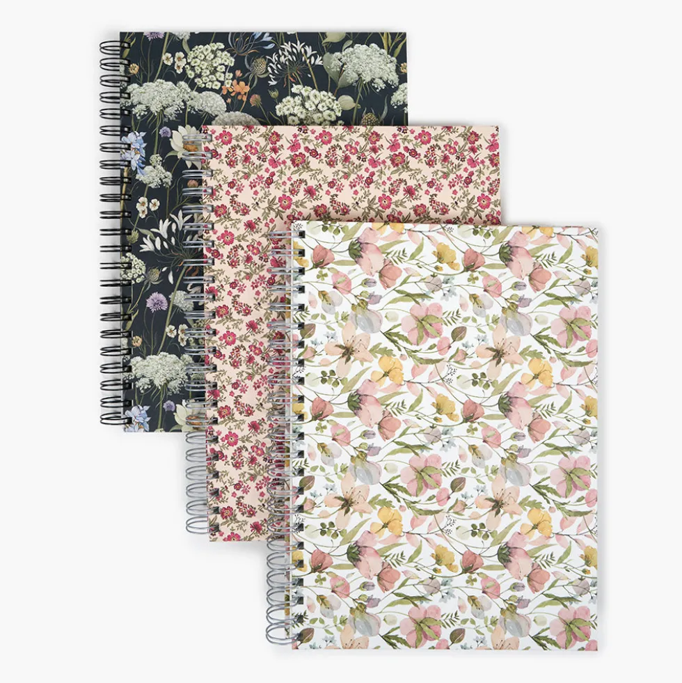 Libreta Wyro A4 Tapa Dura Hojas Lisas - Wild Flowers