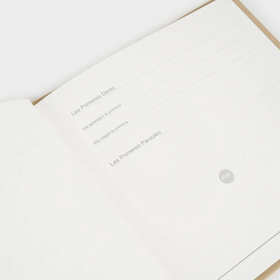 Llibre records del nadó català