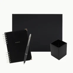 Pack Premium I Libreta A5 + Bolígrafo + Portabolígrafos + Cubilete + Vade